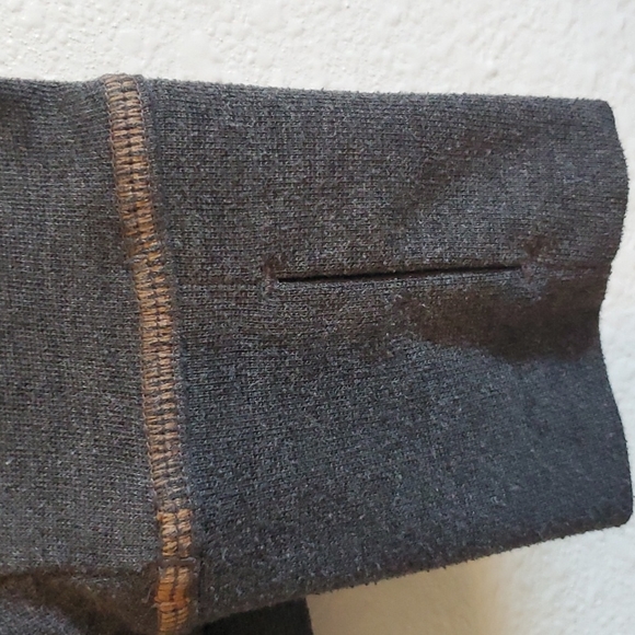 Under Armour Top hoodie. - Picture 4 of 13